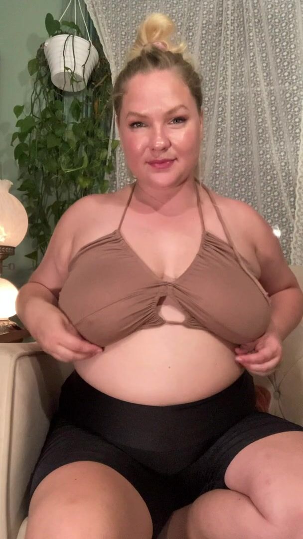 Since you guys are always so nice to me: titty drop