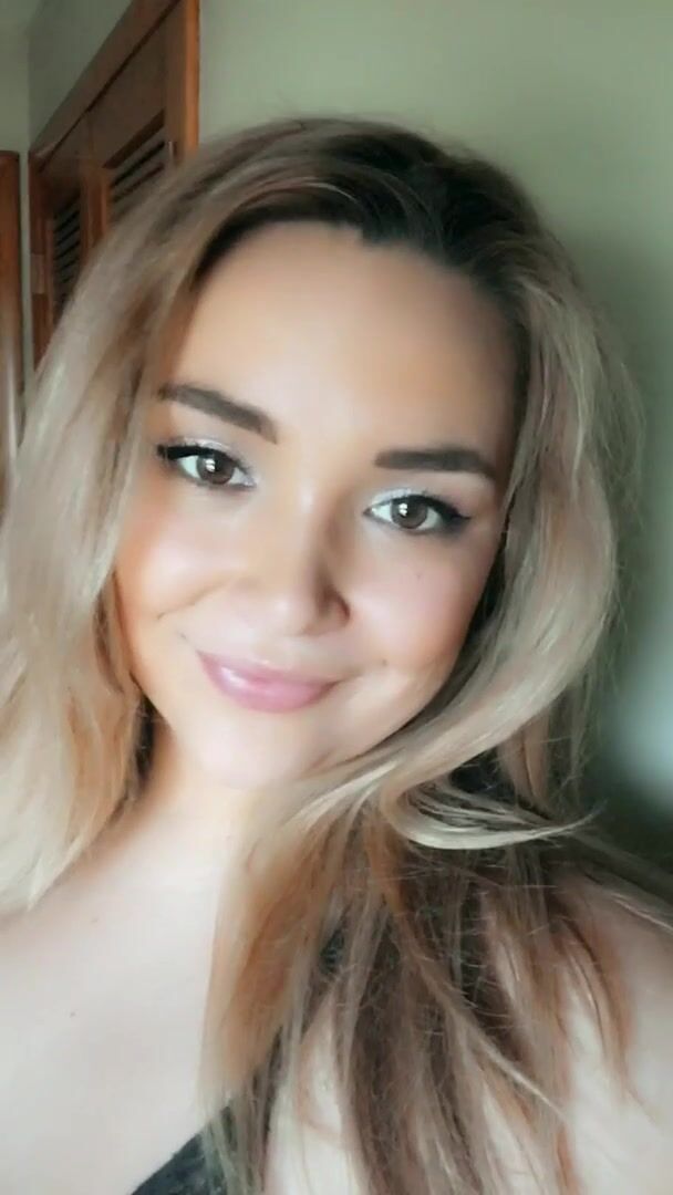 Wanna Netflix and chill with a curvy girl tonight?