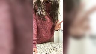 Any man that appreciates curvy Latinas here? ????