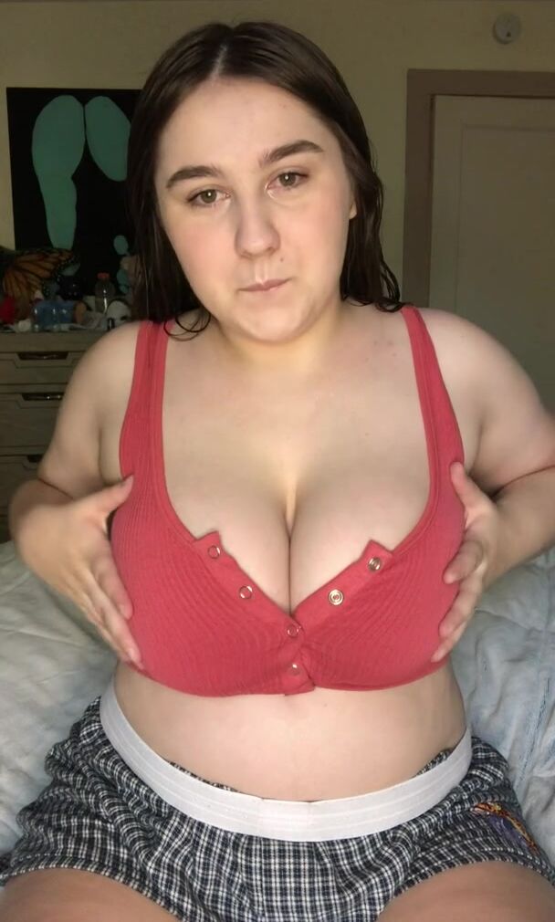 Do my triple Ds make me prettier?