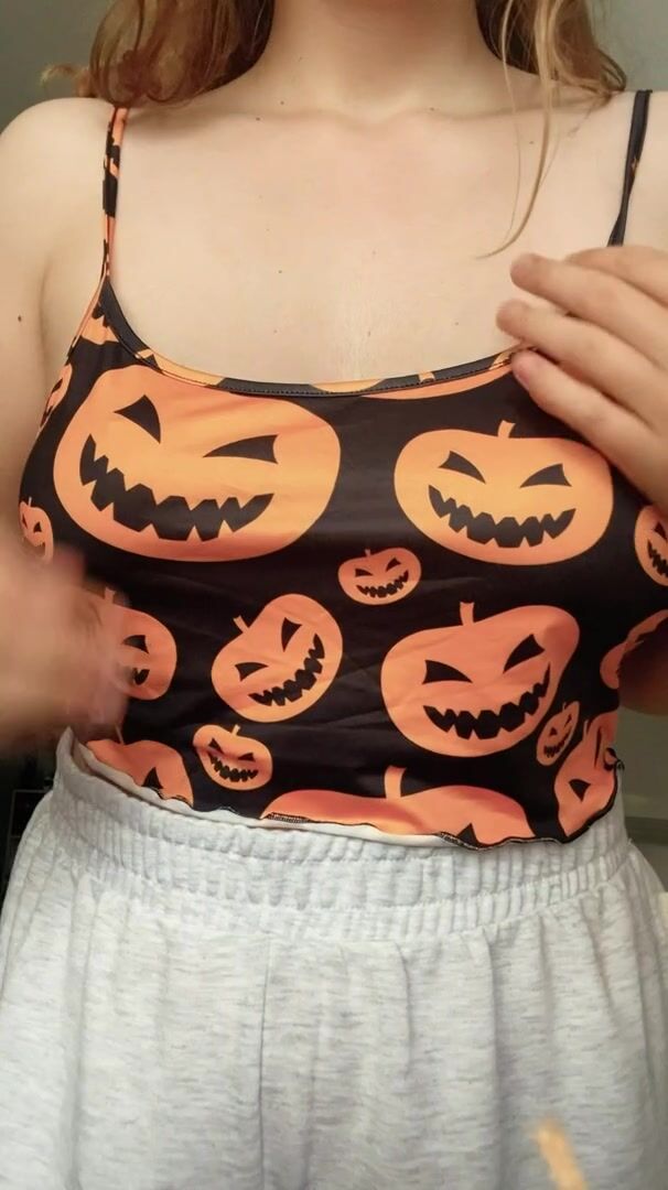 Cute curvy boob reveal