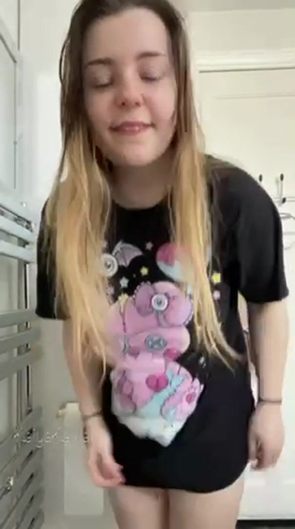 Are you into natural girls like me?