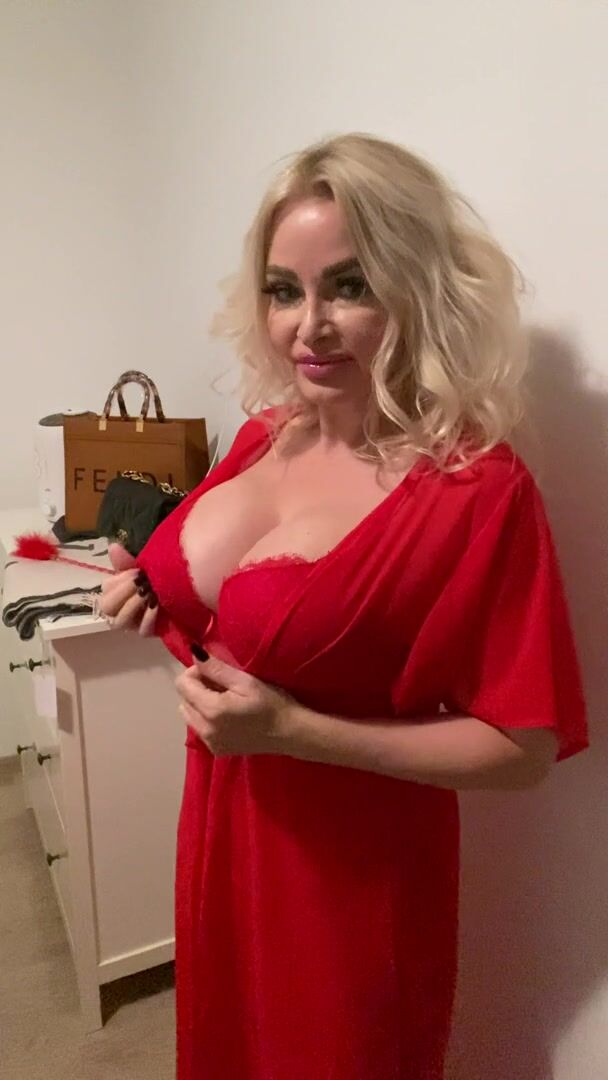 Any younger guys into horny older women? 37yo