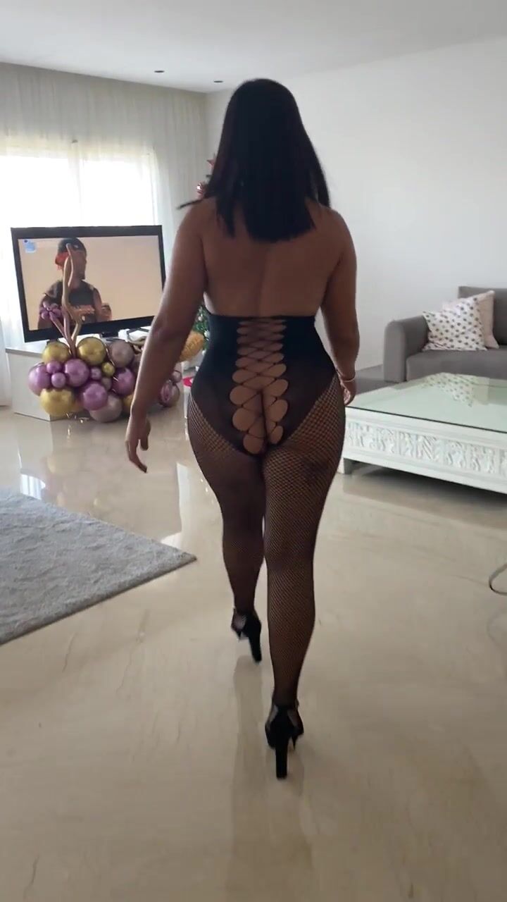 41 mom of 1,I used to hate my body but damn,just look at me now!