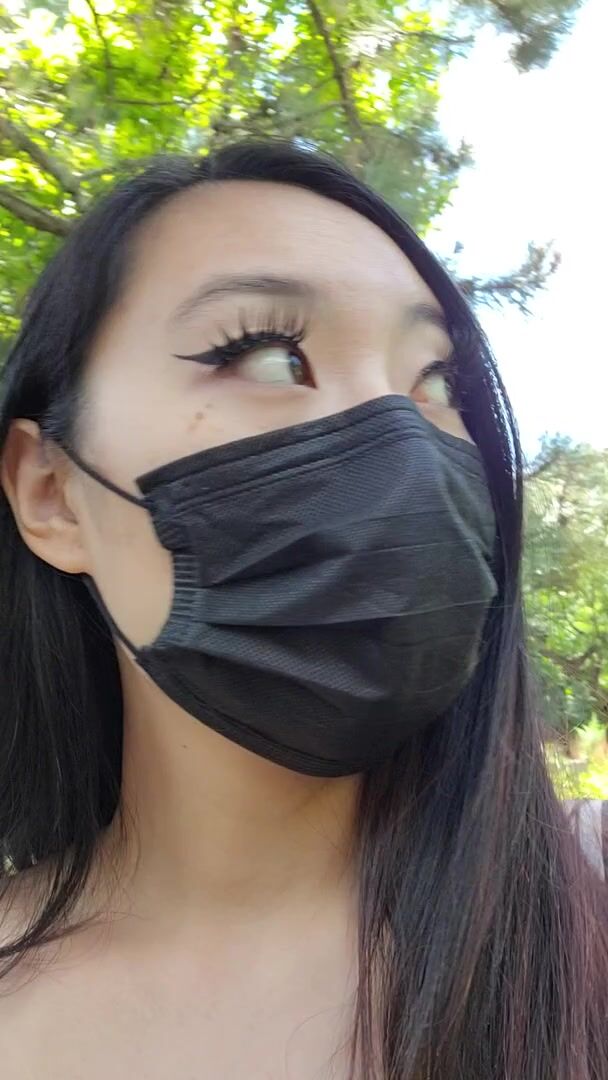 The neighbors love me