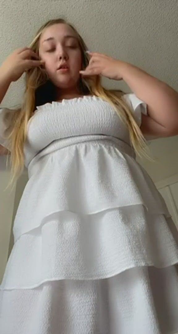 i wanted to show you my Sunday brunch dress