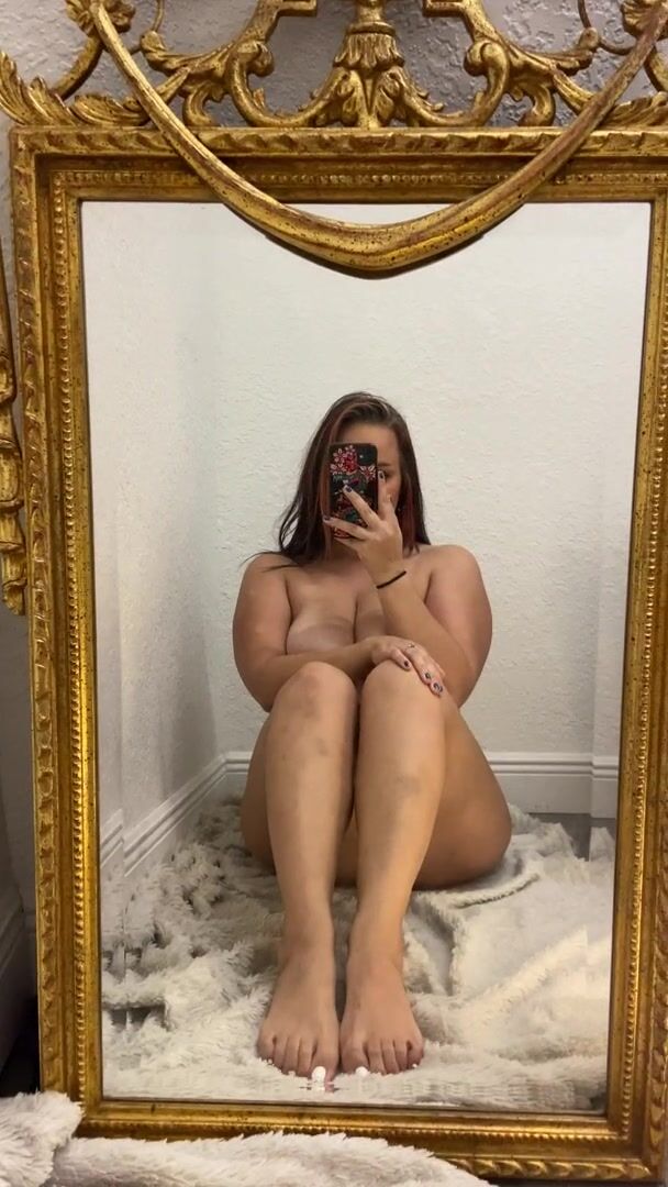 Do you like the curves motherhood blessed me with?