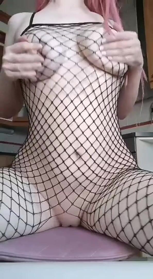 I want to pounce on some cock...