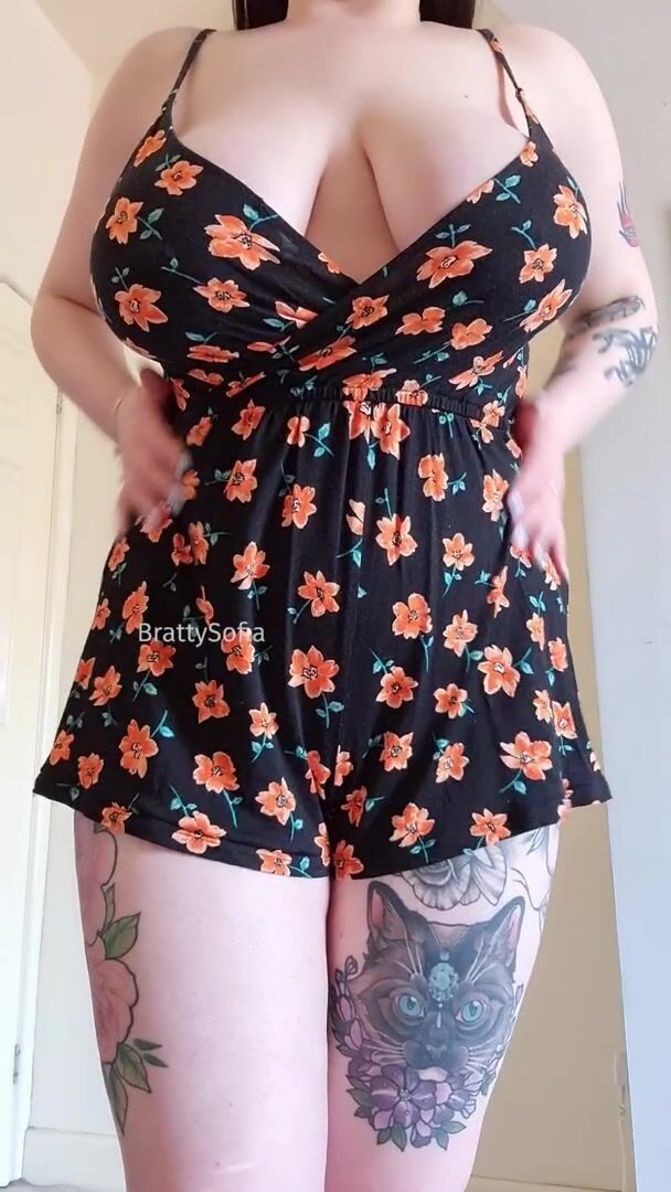Would you fuck me on the first date if I wore this?