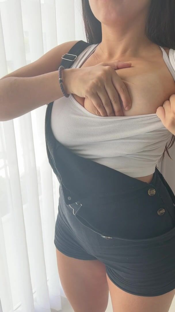 Let me be your favorite busty latina