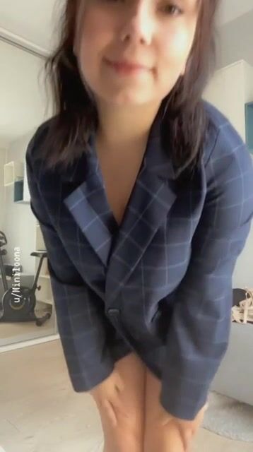Let me be your sexretary!