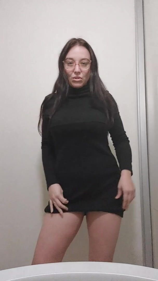 Curvy girls have more fun...