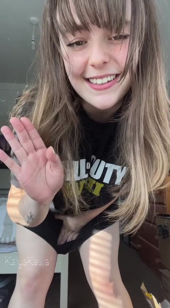 Would you take me on a date, or make me your fuckbuddy? ;)