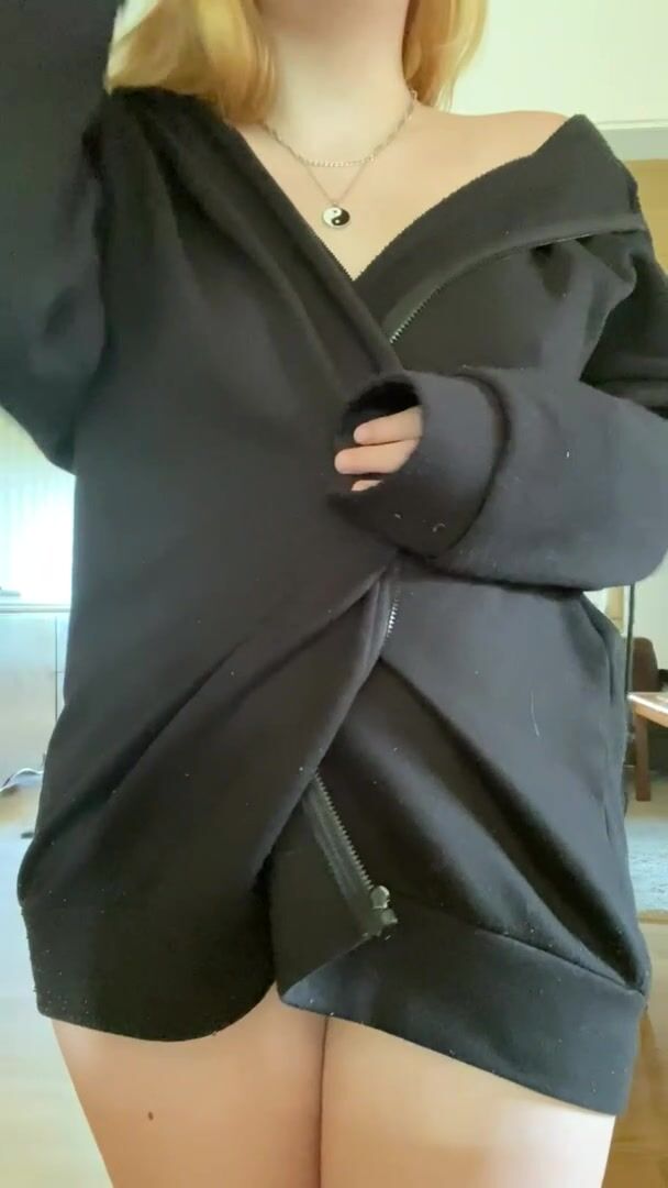 Loving my curves ❤️